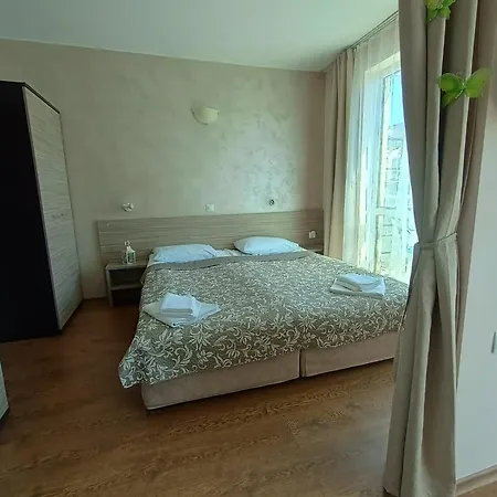 Lejlighed за гости в комплекс клара